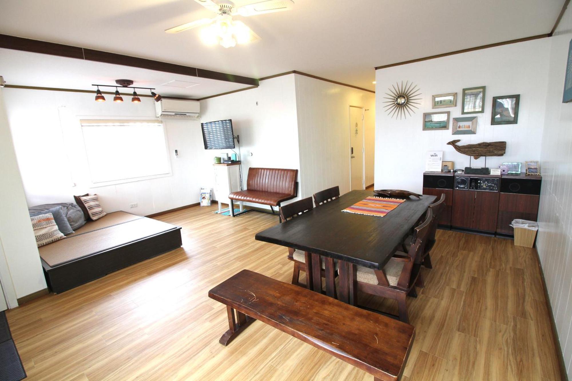 Hotel Whale Okinawa Kadena Exterior foto