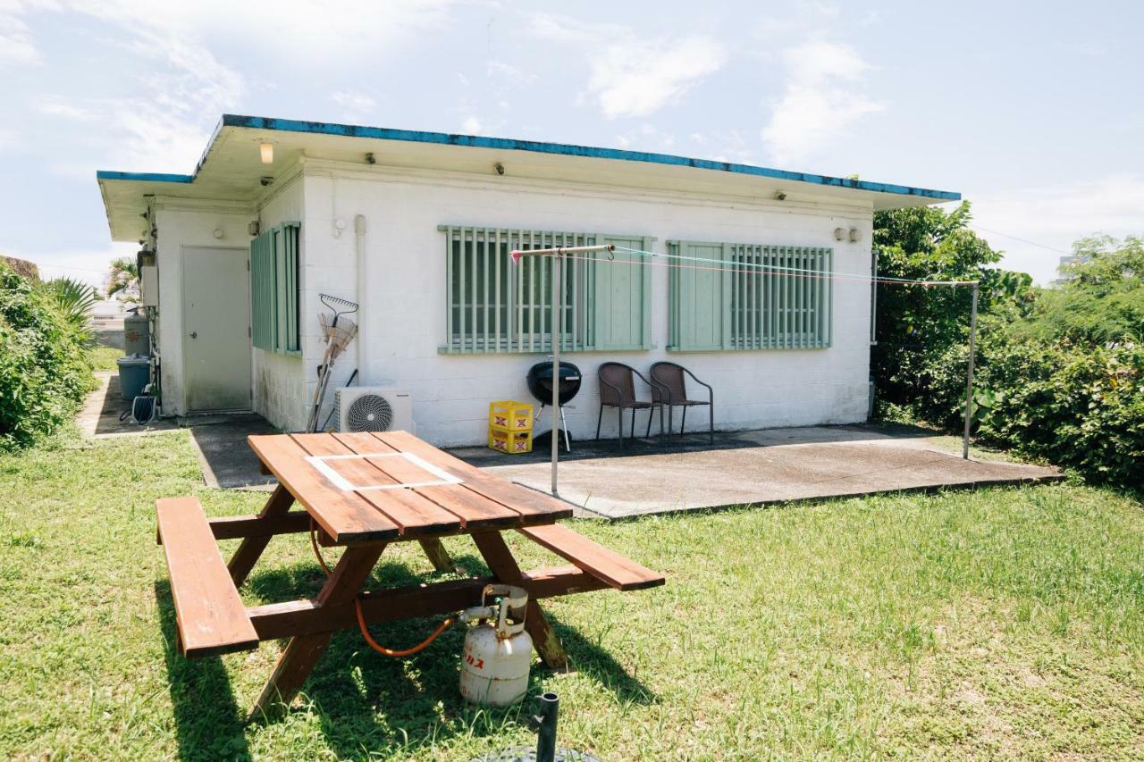 Hotel Whale Okinawa Kadena Exterior foto