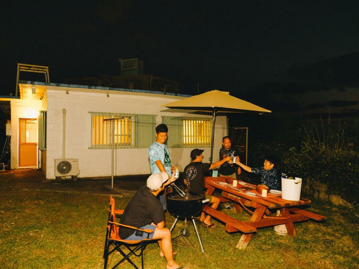 Hotel Whale Okinawa Kadena Exterior foto